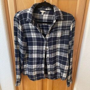 Women’s Navy Blue and White Plaid Long Sleeve Button Up Shirt - Size Medium